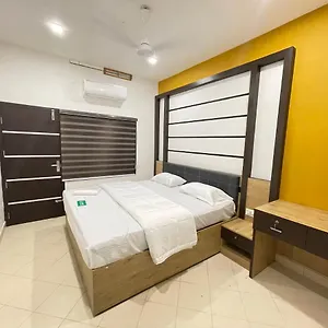 Pmr Grandays Hotel Malappuram